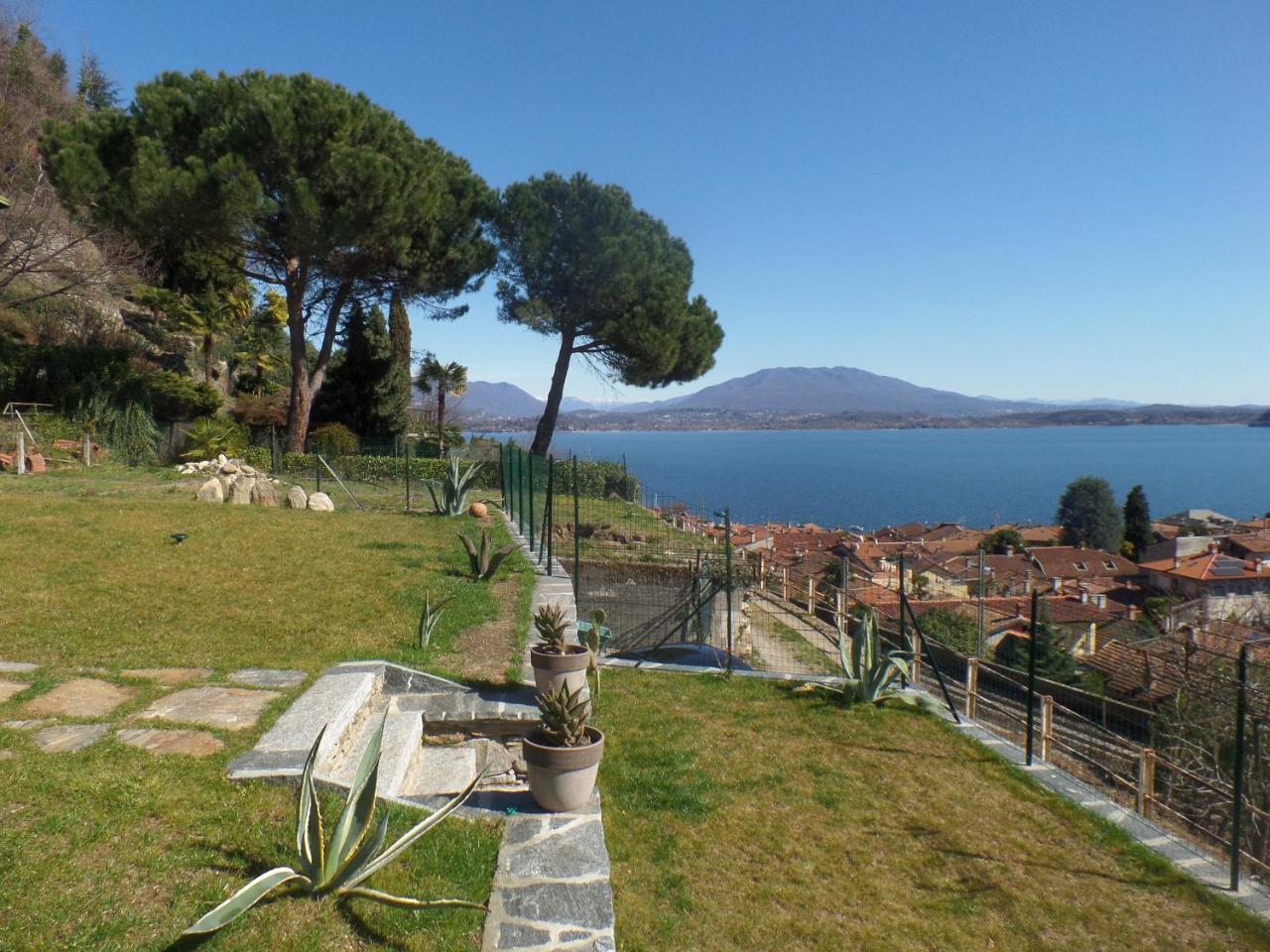 La Briciola Villa Lesa Exterior photo